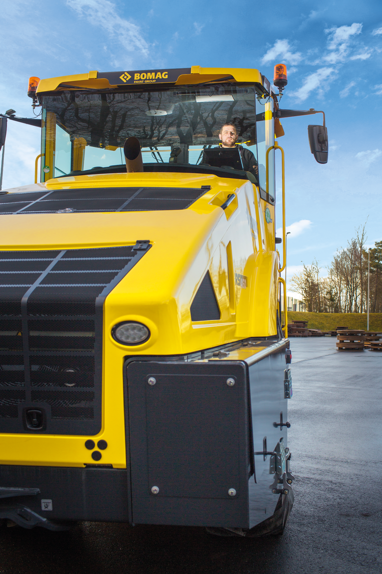 Maximum safety with outstanding all-round visibility.