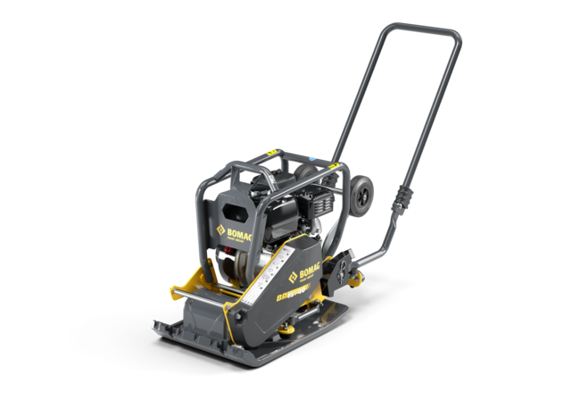 BP 15/40: Bandeja monodireccional para movimiento de tierras, asfaltado y pavimentación.