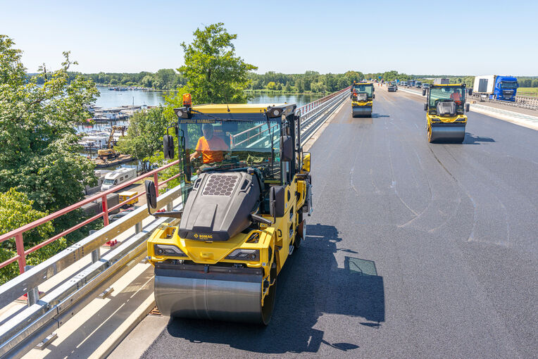 Oscillation with a split drum.